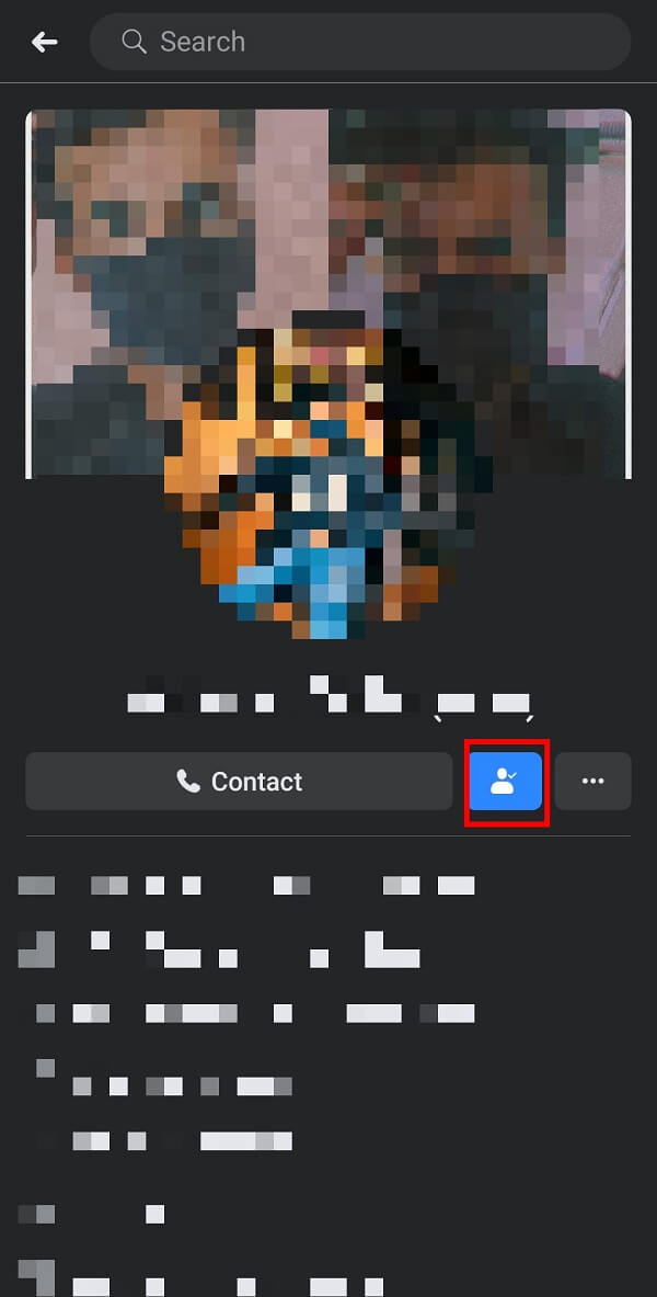 Después de llegar a su perfil, toca el ícono de Contacto debajo de su foto de perfil.
