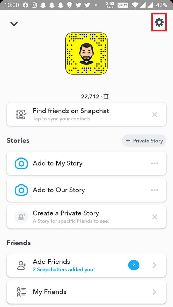 toque el ícono de configuración de la rueda dentada que aparece en la otra esquina para acceder a la configuración de Snapchat.  