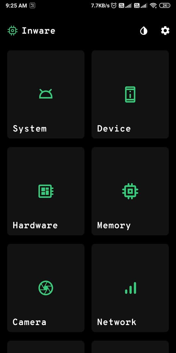 La aplicación tiene diferentes secciones, como sistema, dispositivo, hardware, memoria, cámara, red, conectividad, batería y medios DRM.