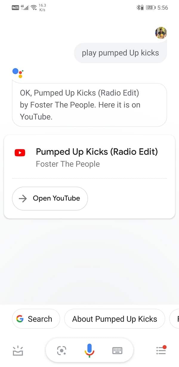 Simplemente pídale al Asistente de Google que reproduzca cualquier canción o podcast en particular