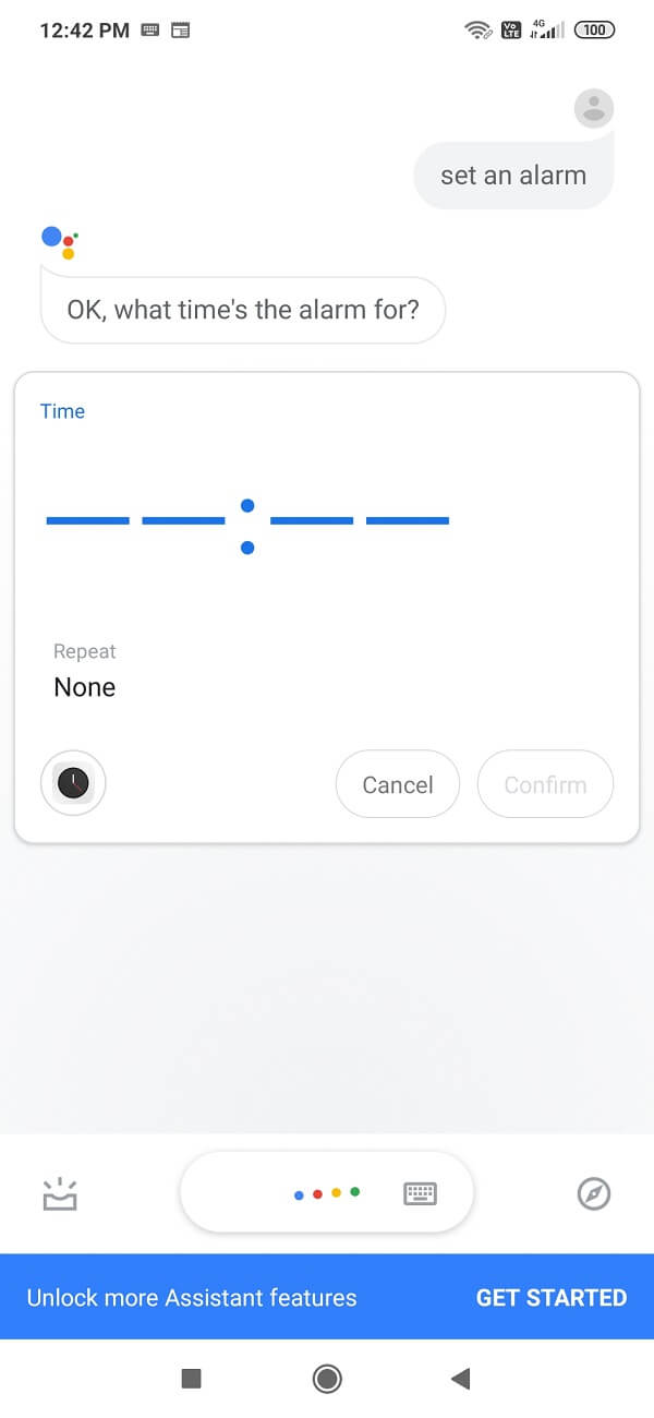 Una vez que el Asistente de Google esté activo, diga configurar una alarma