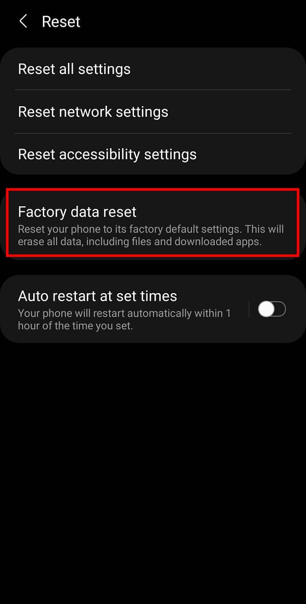 Finalmente, toque la opción Restablecer datos de fábrica para restablecer su dispositivo.