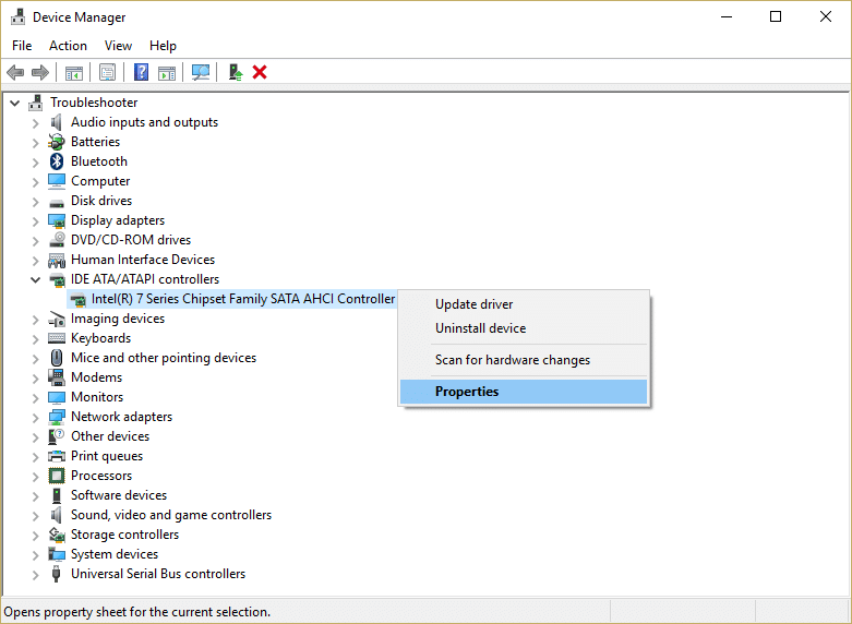 Expanda los controladores IDE ATA/ATAPI y haga clic derecho en el controlador con el nombre SATA AHCI en él