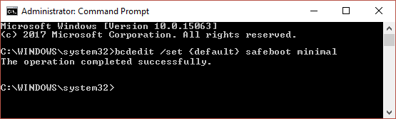 bcdedit establece {predeterminado} safeboot mínimo en cmd para iniciar la PC en modo seguro